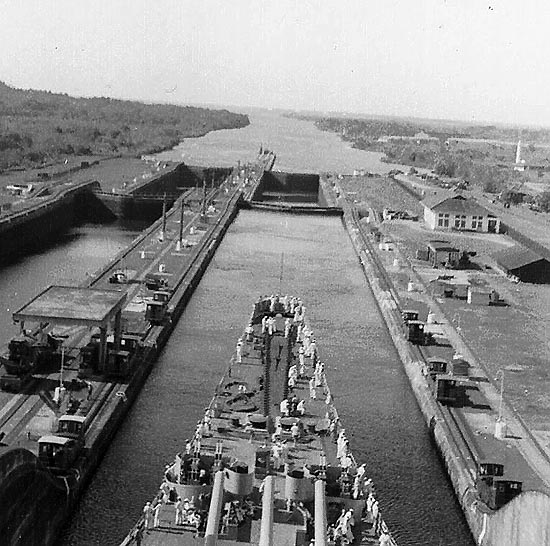052 Panama canal 1951