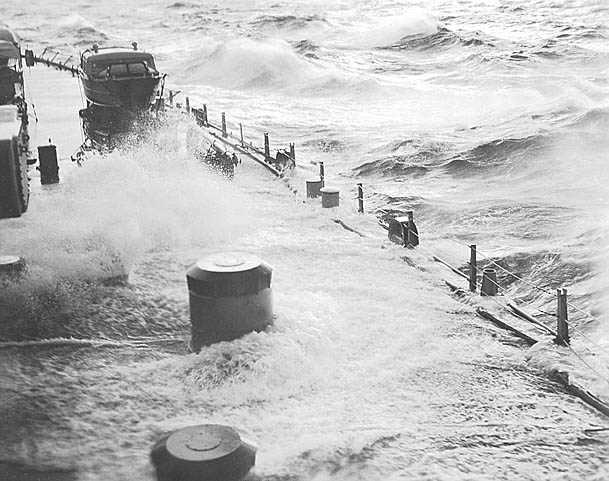 749 Storm at sea 11-11-53